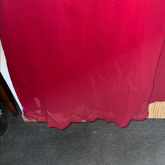 Michaelangelo Scarlet lined gown with scarf size 2 - Picture 6 of 9